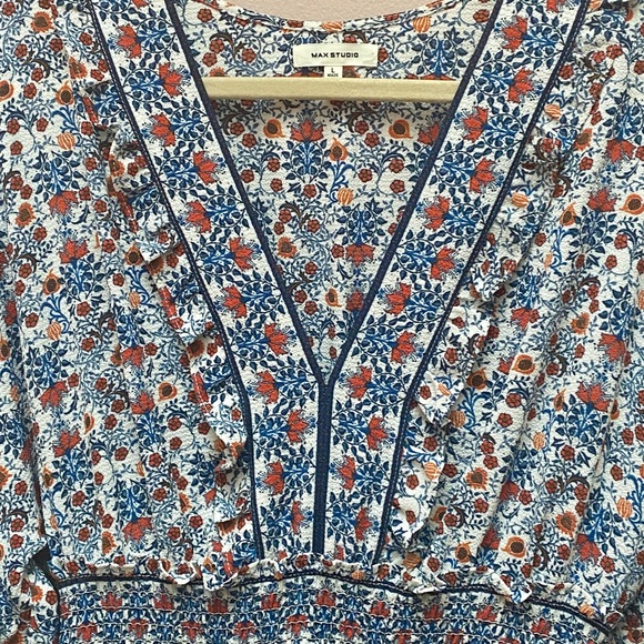 Max Studio Floral Dress - Picture 4 of 6